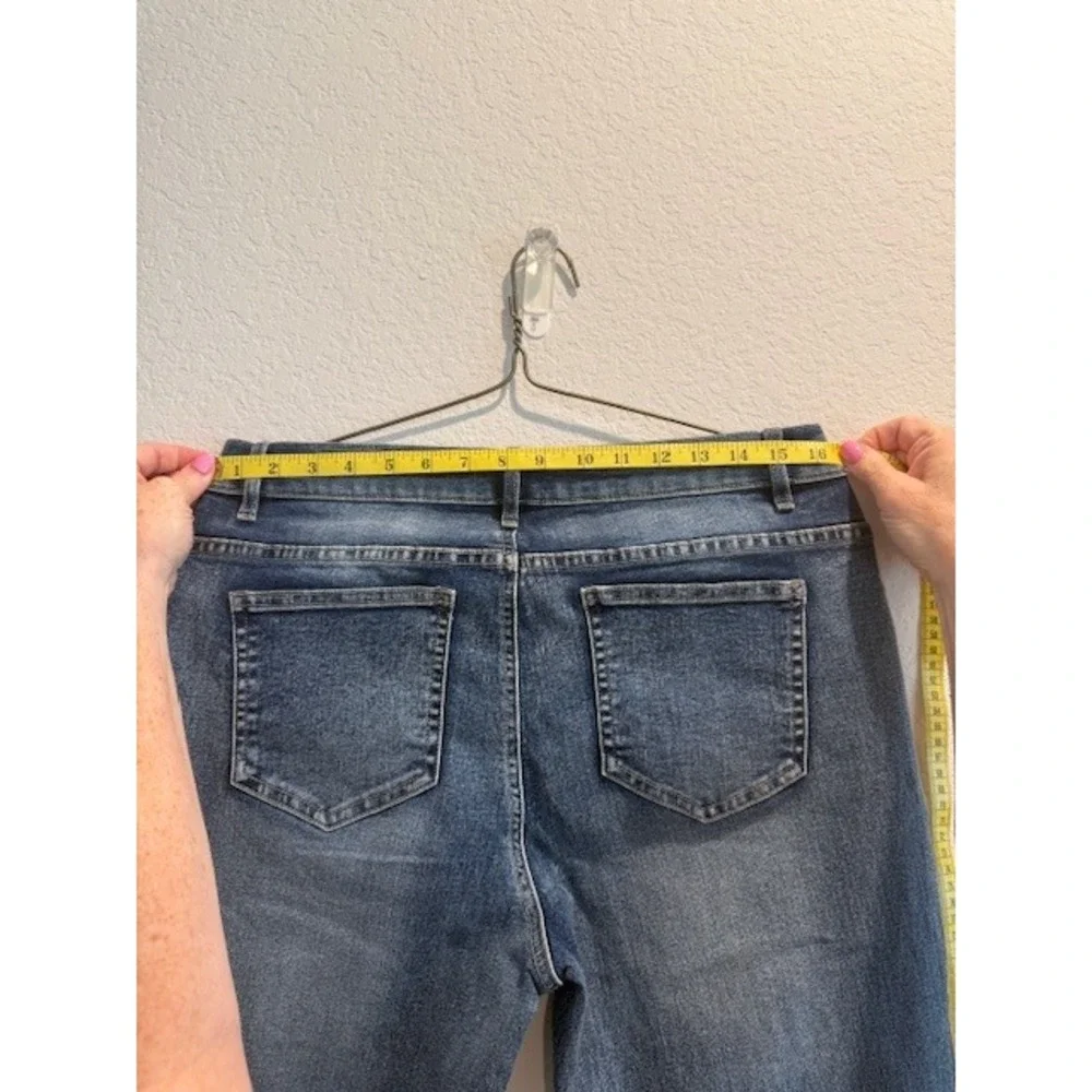Venus Womens Bootcut Jeans Medium Wash Blue Denim Size 14L Long Inseam Flare - Picture 4 of 6